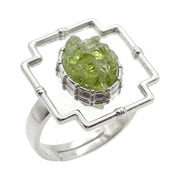 Anillo adaptable con cruz de olivina